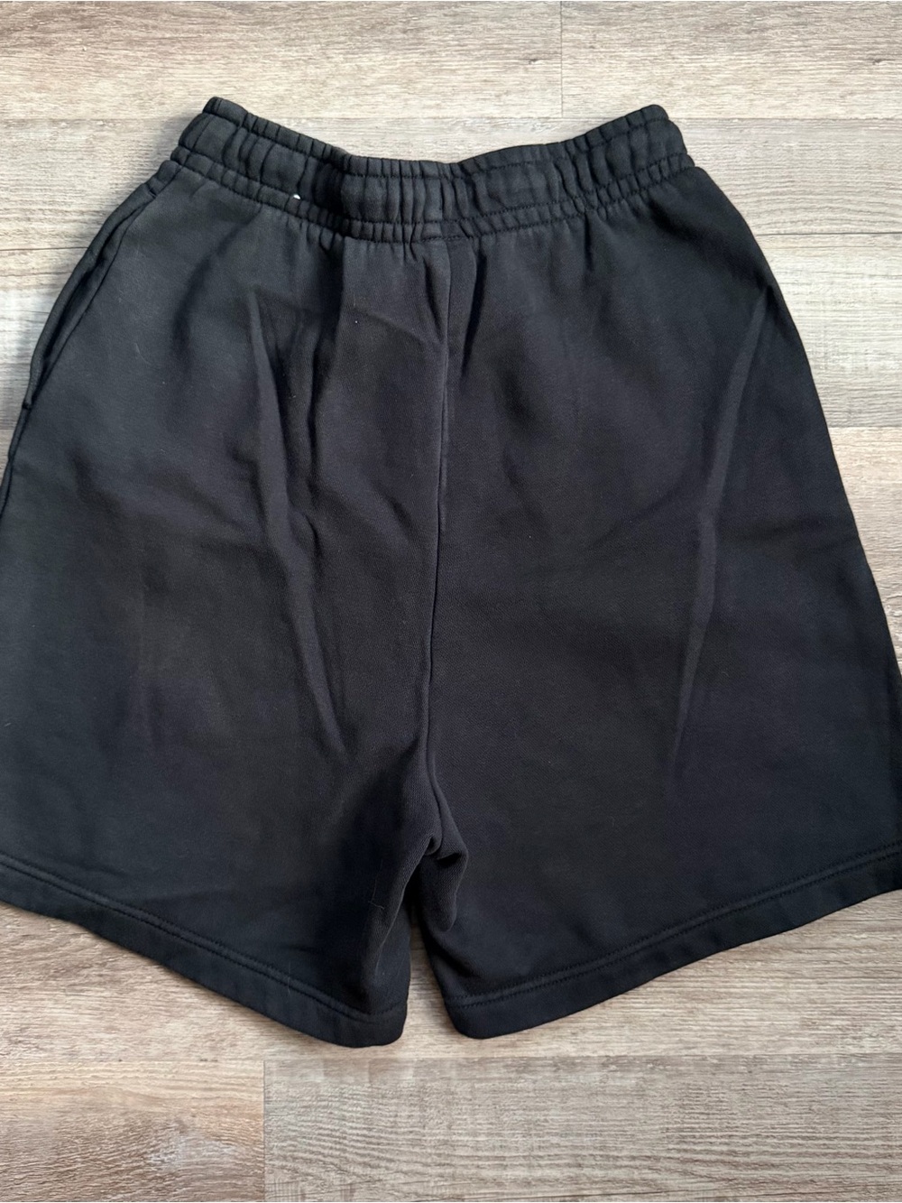 Nike Sportswear Essential High Rise Fleece Shorts XS - Picture 3 of 7